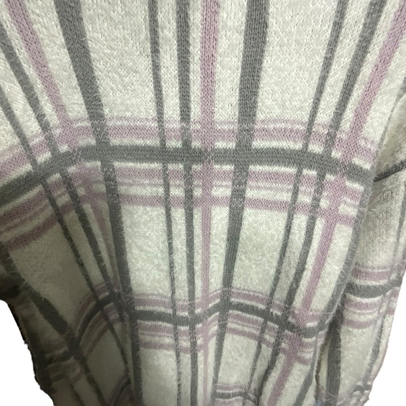 Leo and Nicole Dove Lilac and Grey Cotton Blend Cowl Neck Sweater - Picture 4 of 8